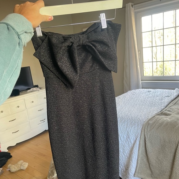 WINDSOR | Strapless Sparkle Front Bow Fitted Dress - Picture 3 of 7